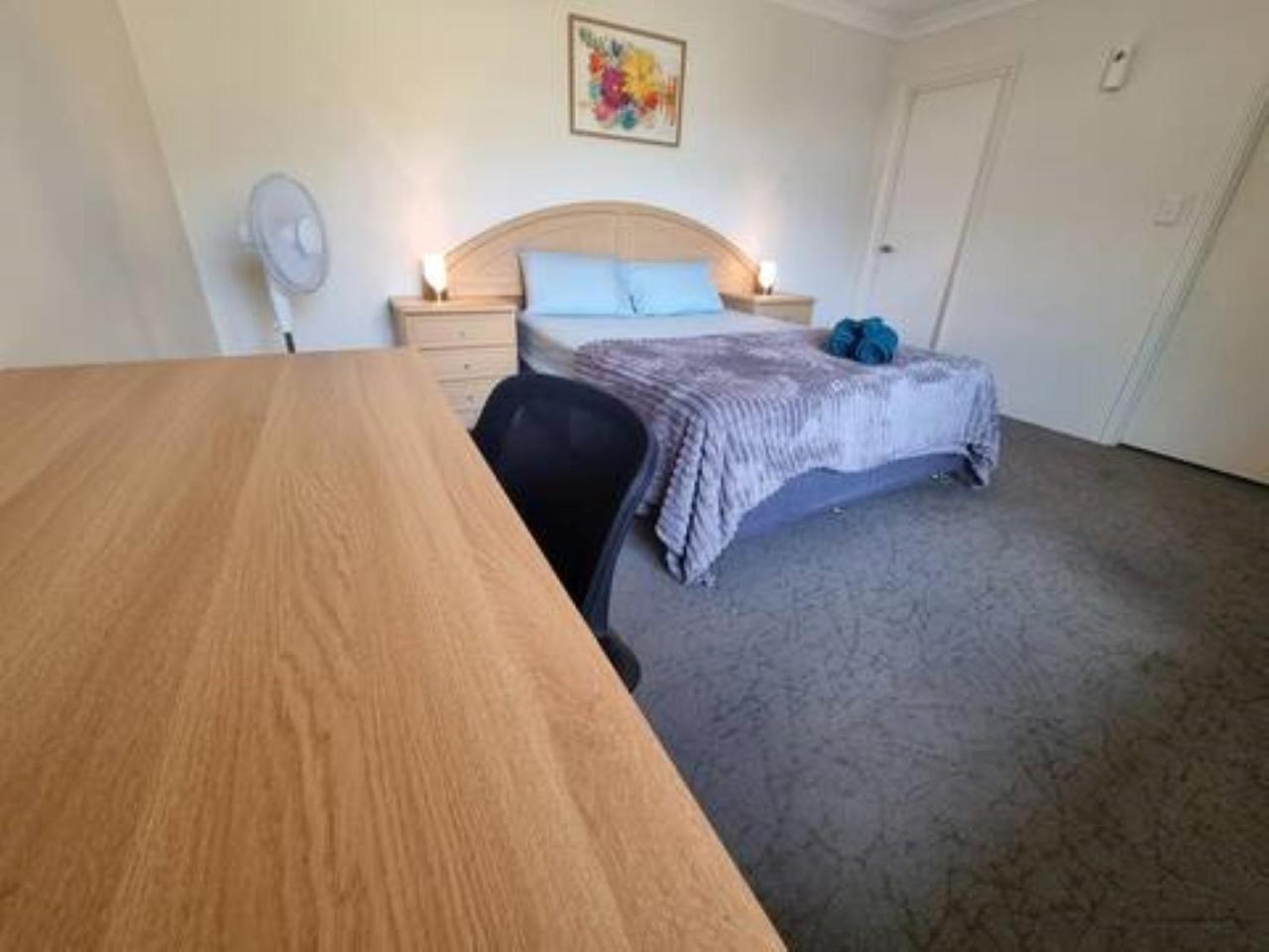 Serene Oasis - 3 Bedroom Getaway Villa Perth